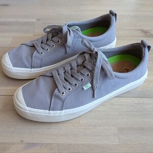 Cariuma‎ OCA Low Sneakers (Men's 11)